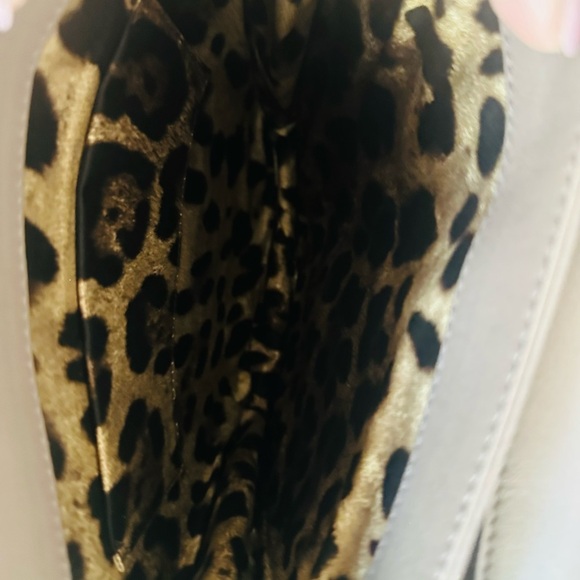 Dolce & Gabbana Clean Taupe Vitello Calf Leather Top Handle Crossbody BB5575 - Picture 11 of 17